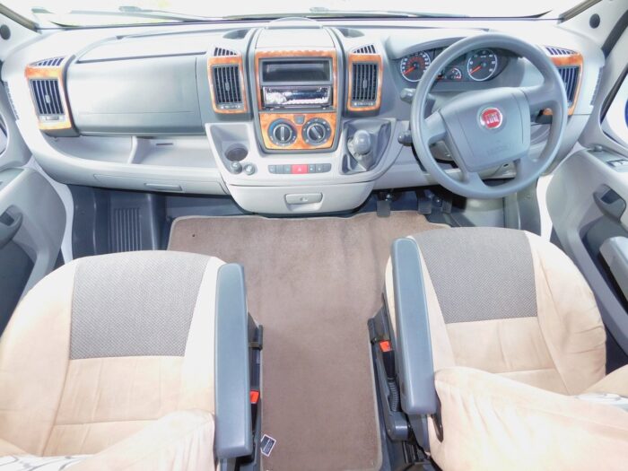 Bessacarr E695 Luxury 4 Berth with 4 x 3 point Seat Belts and 2 x Seating and Dining Areas. Only 7m Long. (Deposit Now Taken) - Image 6
