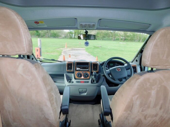 Bessacarr E695 Luxury 4 Berth with 4 x 3 point Seat Belts and 2 x Seating and Dining Areas. Only 7m Long. (Deposit Now Taken) - Image 5