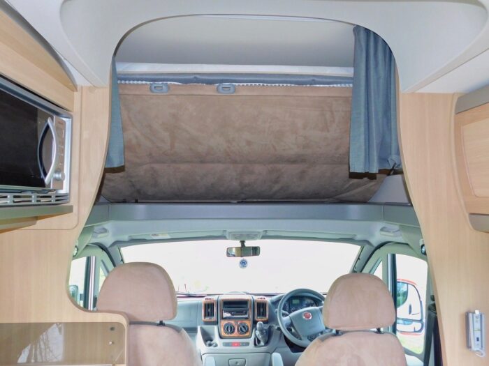 Bessacarr E695 Luxury 4 Berth with 4 x 3 point Seat Belts and 2 x Seating and Dining Areas. Only 7m Long. (Deposit Now Taken) - Image 4