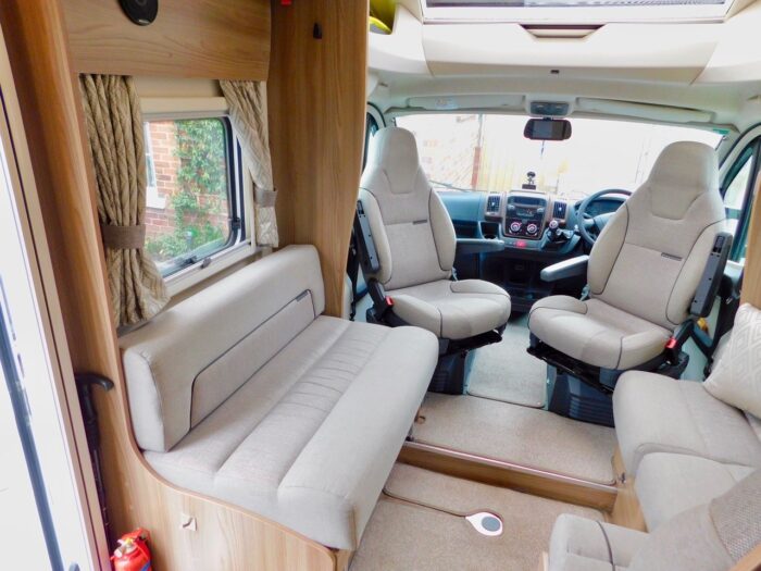Bessacarr 424 Fiat 2.3 - 2 130 bhp. 4 Berth with 4 x 3 point Seat Belts. Plated Weight 3500 Kgs and Only 5.99m Long and 2.82m High and 2.38m Wide. £47,999 - Image 15