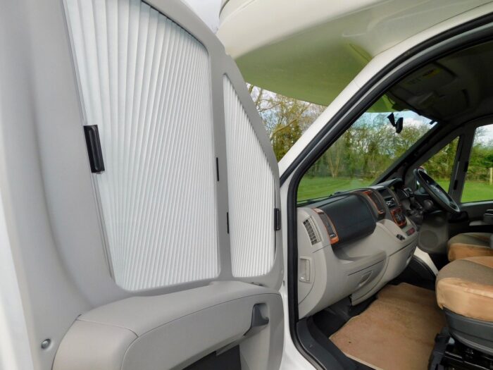 Bessacarr E695 Luxury 4 Berth with 4 x 3 point Seat Belts and 2 x Seating and Dining Areas. Only 7m Long. (Deposit Now Taken) - Image 3