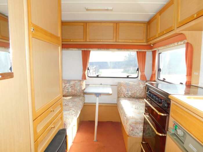 VW 2.4 diesel Compass Navigator 310 RL 4 Berth with Rear Lounge. £22,999 Extensively Refurbished - Image 4