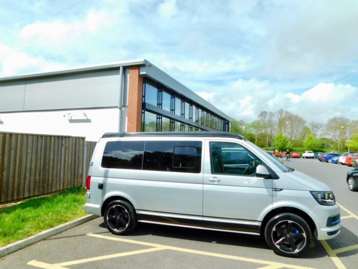 VW Short Wheelbase Pop Top 4 berth Campervan 2017 with Air Conditioning and Low Mileage £41,999 - Image 23