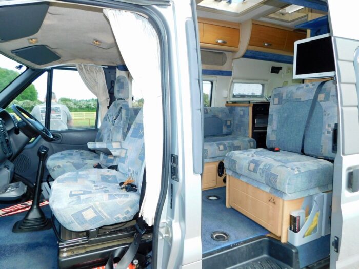 Auto-Sleeper Duetto Luxury 2 Berth Campervan in Silver with AIR CONDITIONING. 2007 with only 69,000 miles from New. £24,999 - Image 10