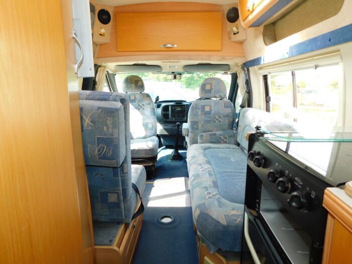 Auto-Sleeper Duetto Luxury 2 Berth Campervan in Silver with AIR CONDITIONING. 2007 with only 69,000 miles from New. £24,999 - Image 7