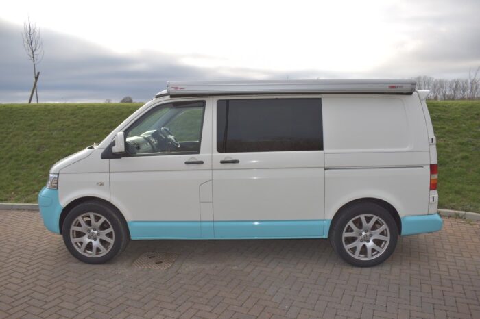 VW T5 1.9d Pop Top with REAR LOUNGE and 2 Plus 2 Sleeping. February 2008. £17,999 - Image 23