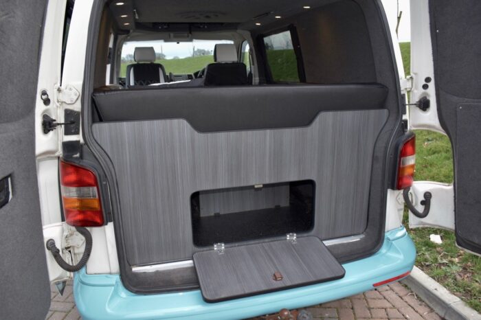 VW T5 1.9d Pop Top with REAR LOUNGE and 2 Plus 2 Sleeping. February 2008. £17,999 - Image 20