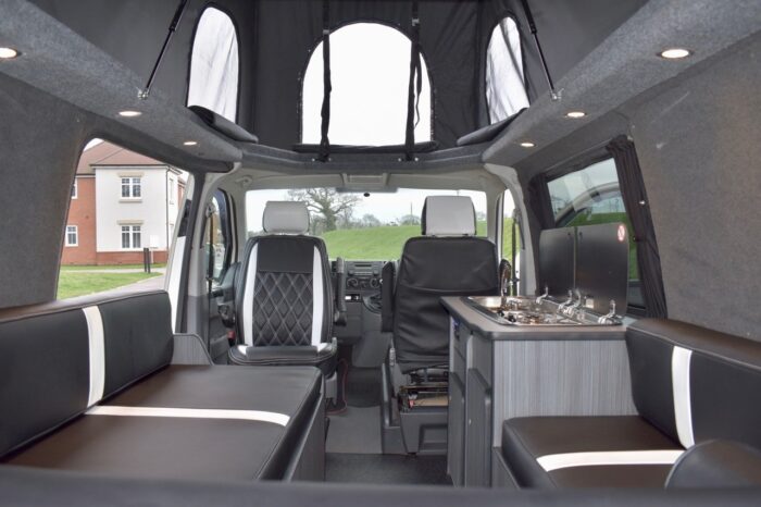 VW T5 1.9d Pop Top with REAR LOUNGE and 2 Plus 2 Sleeping. February 2008. £17,999 - Image 16