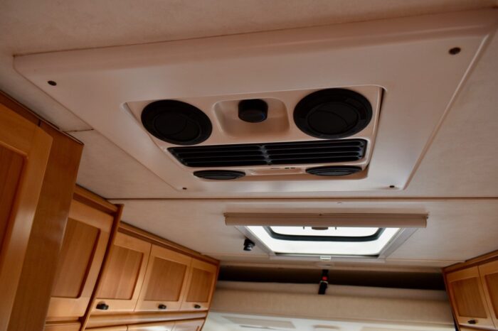 Hymer Starline 640 LHD 5 Berth A Class Motorhome with Only 73,000 miles from New £23,999 - Image 35