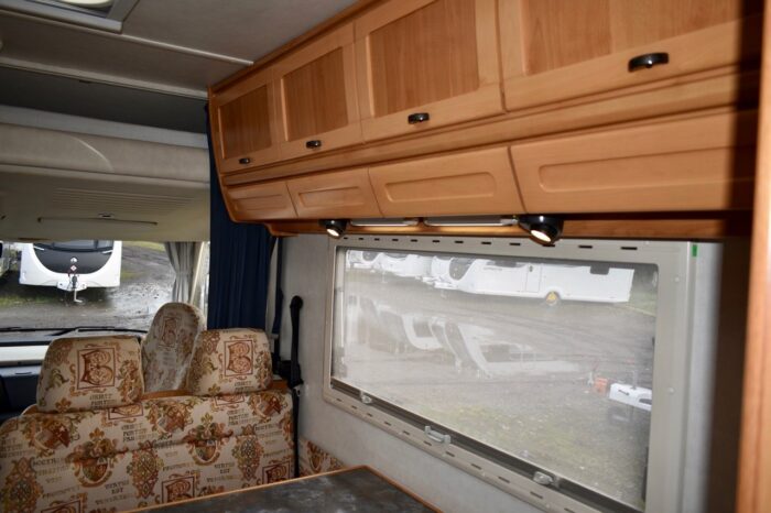 Hymer Starline 640 LHD 5 Berth A Class Motorhome with Only 73,000 miles from New £23,999 - Image 4